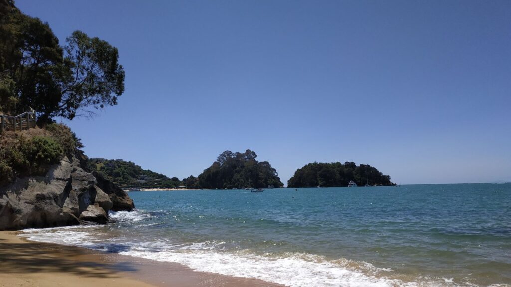 kaiterteri beach new zealand