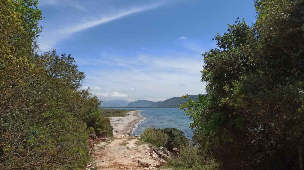 diaporit beach ksamil