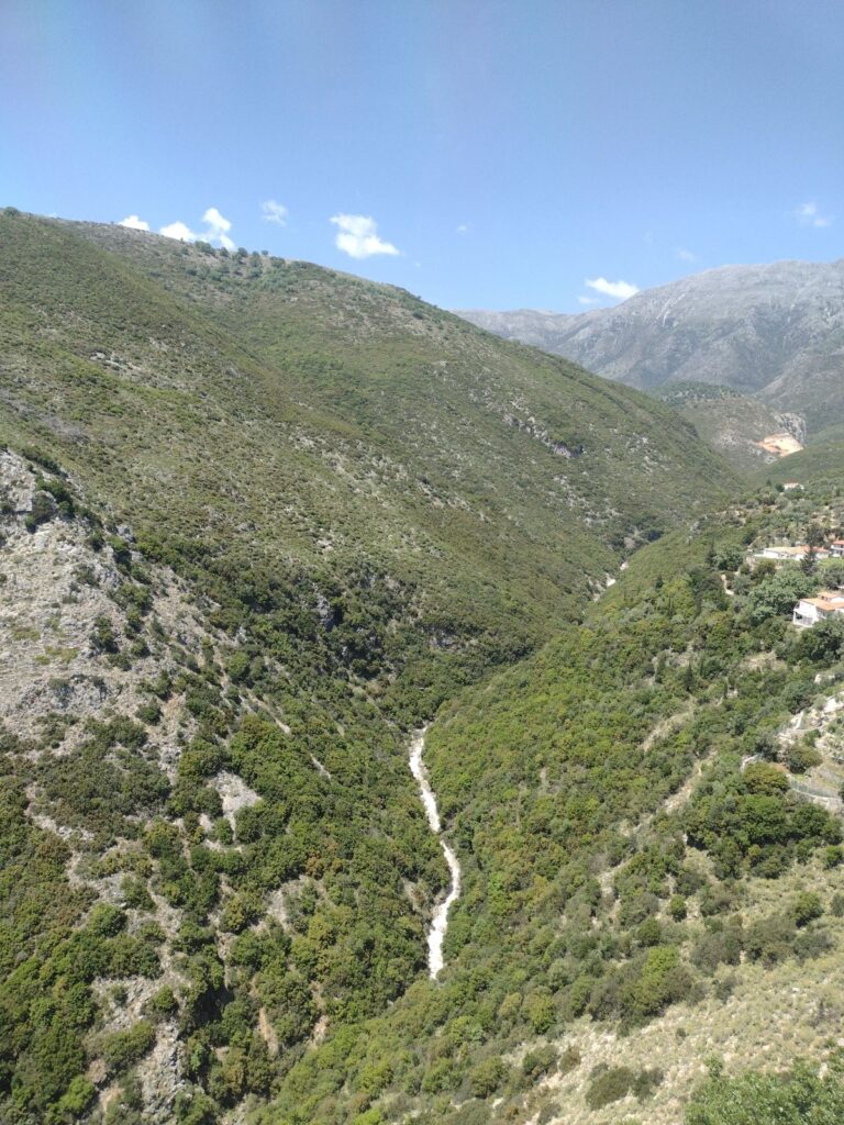 things to do in himare