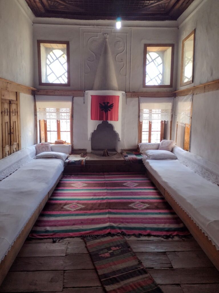 inside skenduli house