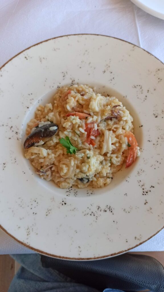 seafood in dhermi