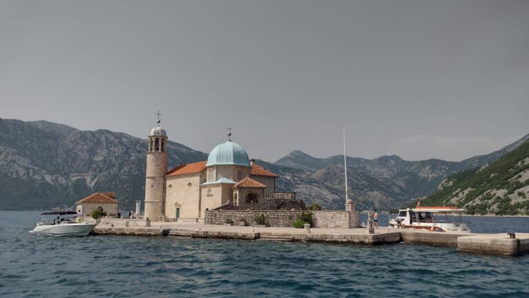 Our lady of the rocks