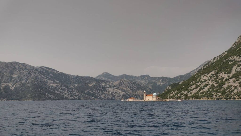 our lady of the rocks