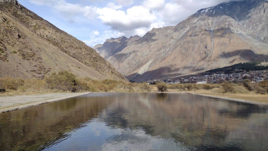 natural swimming pool near sno