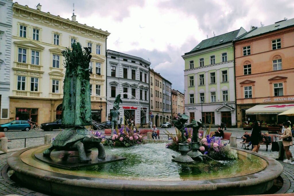 olomouc arion fountain