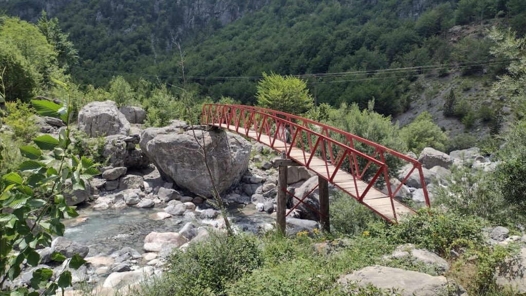 theth waterfall bridge