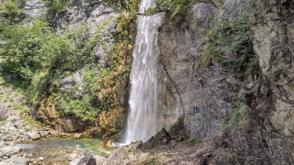 theth waterfall