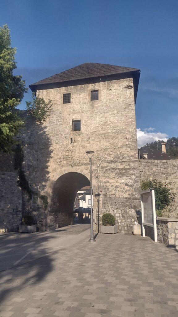 Travnik Gate