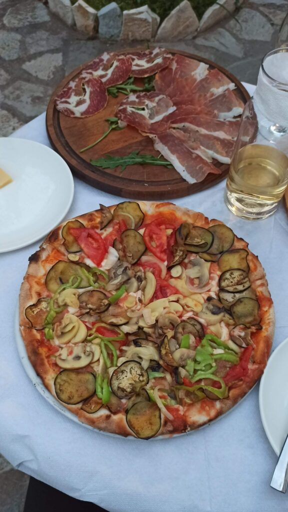 pizza in albania