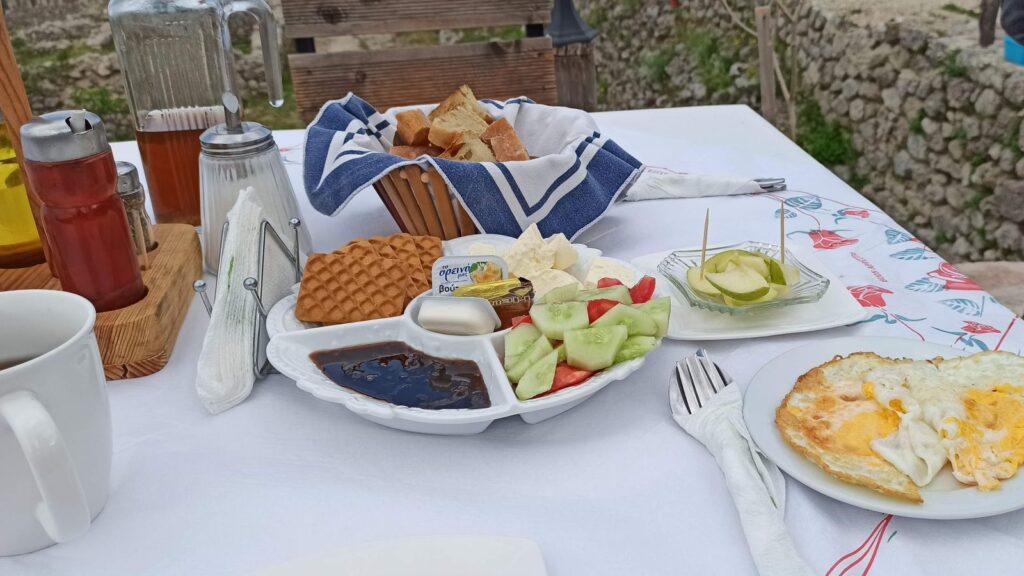 albanian breakfast