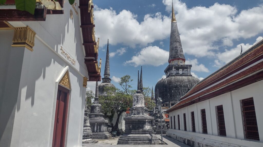 wat in nakhon si thammarat
