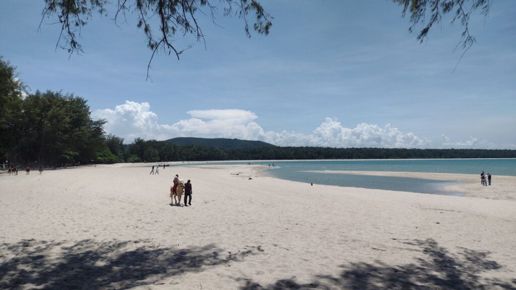 samila beach