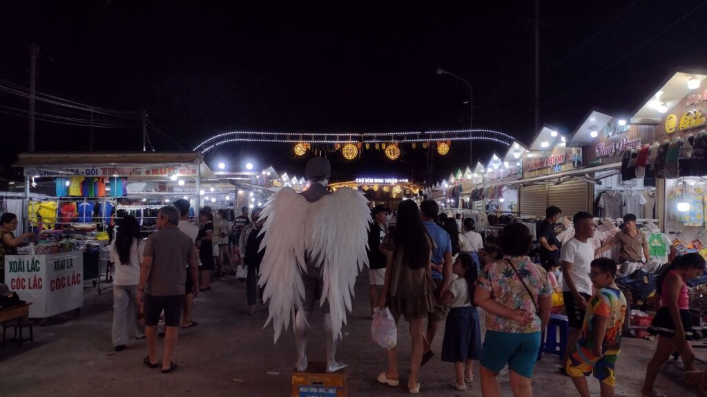 phan rang night market