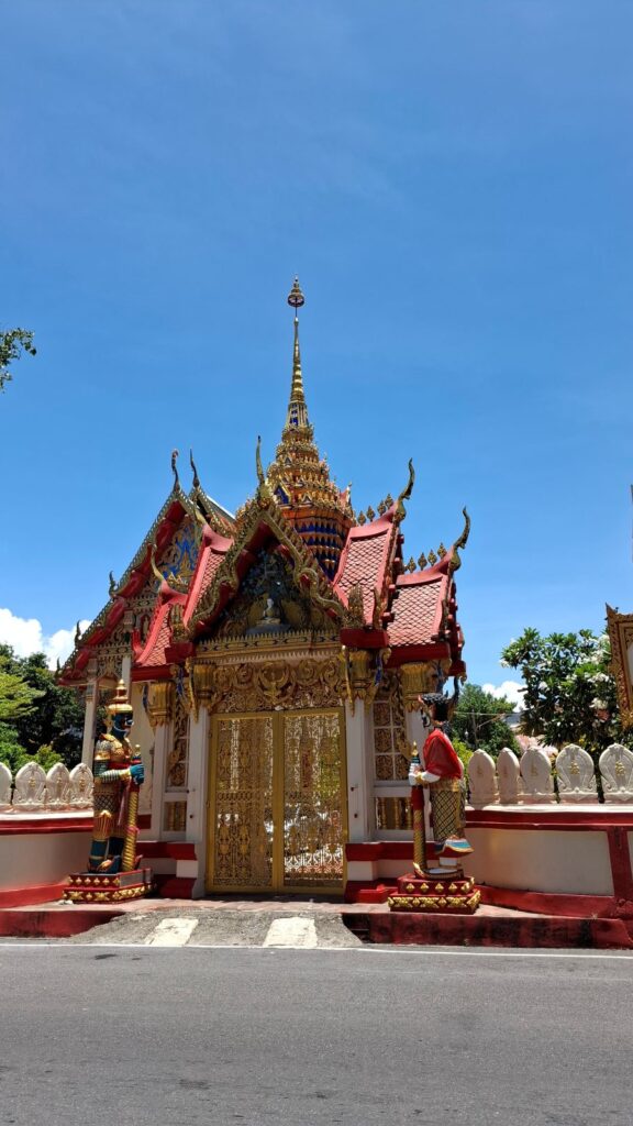 temples in songkhla