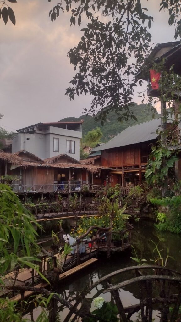 lac village mai chau