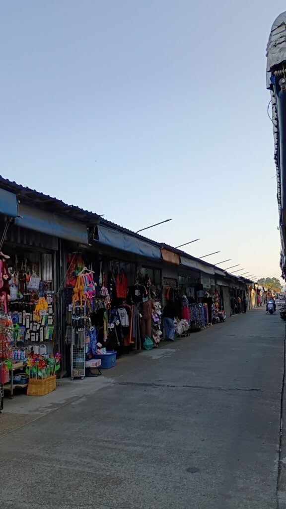 things to do in mukdahan